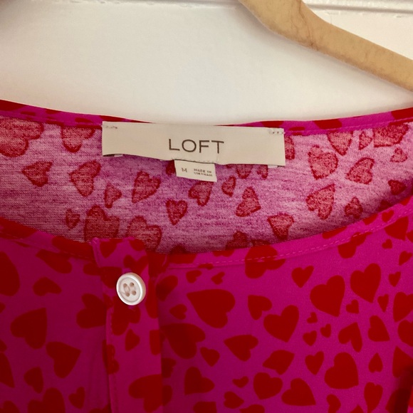 LOFT Red Heart Pattern Blouse - Picture 2 of 3
